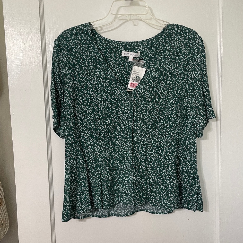 NWT Green Floral High-Waisted 1940's Style Pleated Top